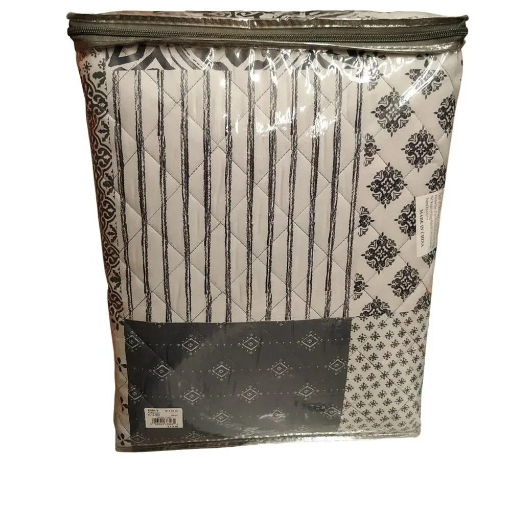 Patchwork Farmhouse Quilt & Navy Sheet Set F/Q
